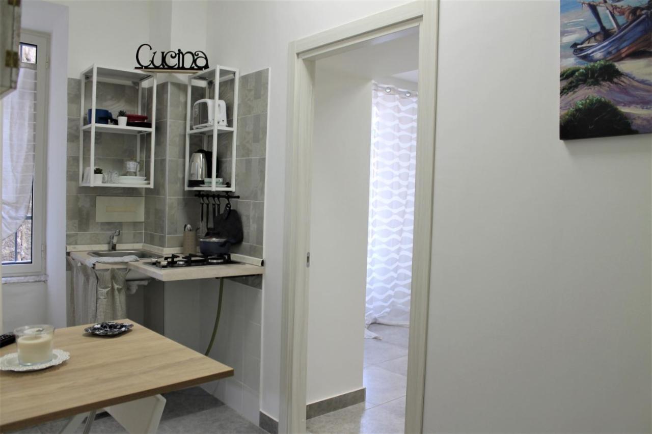 Riccia, Frolla E Babba Apartment Naples Room photo